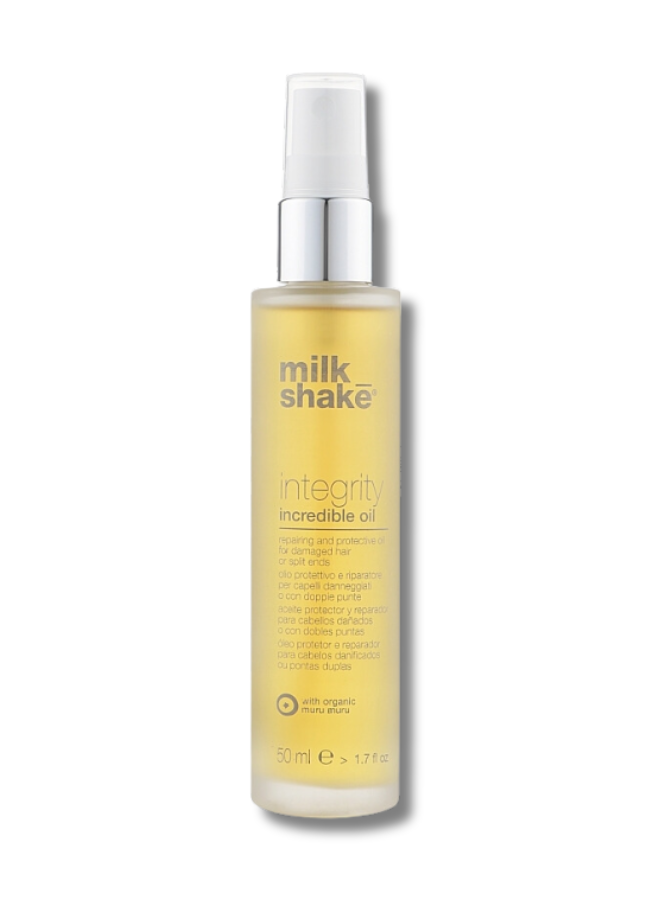 milk_shake® Integrity Incredible Oil is an intensive leave-in treatment designed to prevent and repair split ends, protect hair from heat damage, and combat stress factors that weaken hair. Enriched with nourishing and protective ingredients, it strengthens the hair shaft, enhances softness, and detangles hair effortlessly.